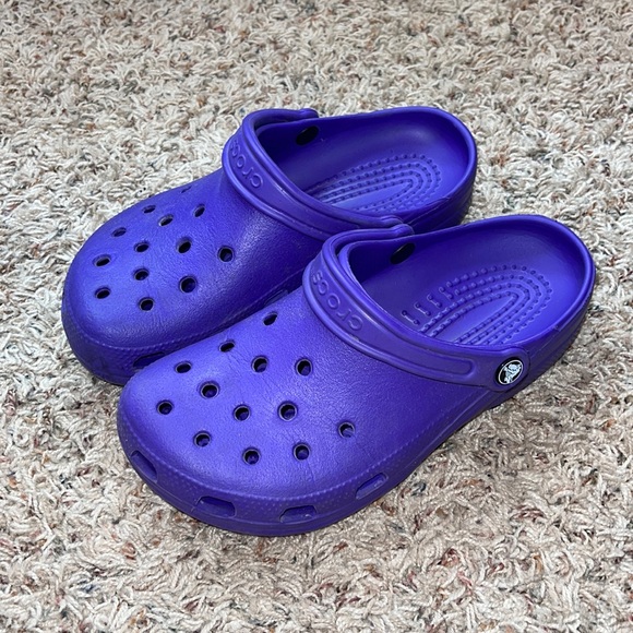 CROCS Shoes - Crocs purple classic clog